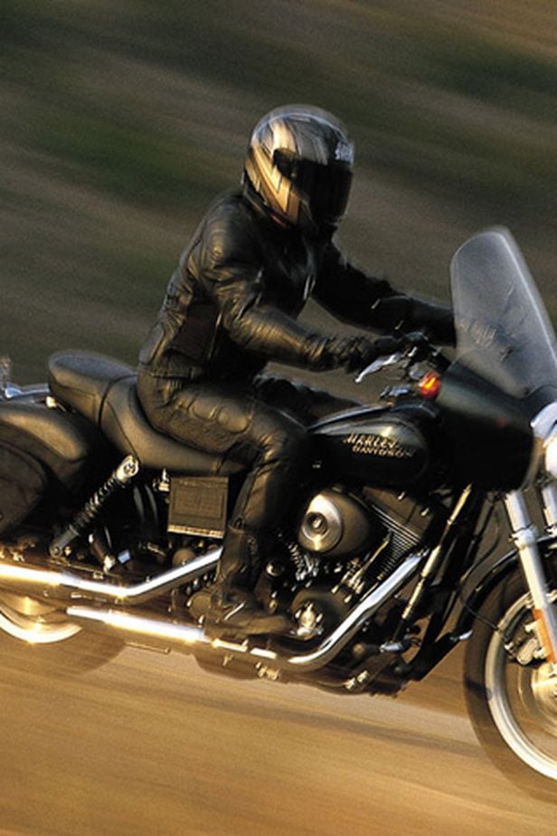 Motorcycle Road Test Harley Davidson Super Glide T Sport Motorcycle Cruiser
