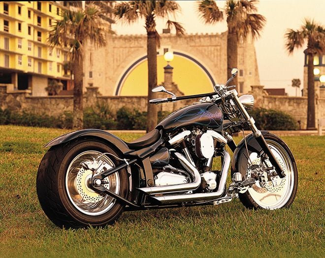 Yamaha road star 1600 custom discount