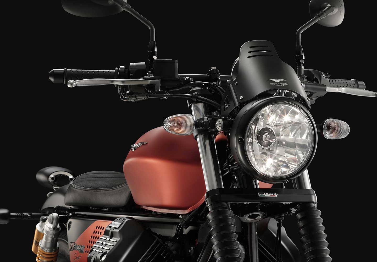 moto guzzi v9 bobber