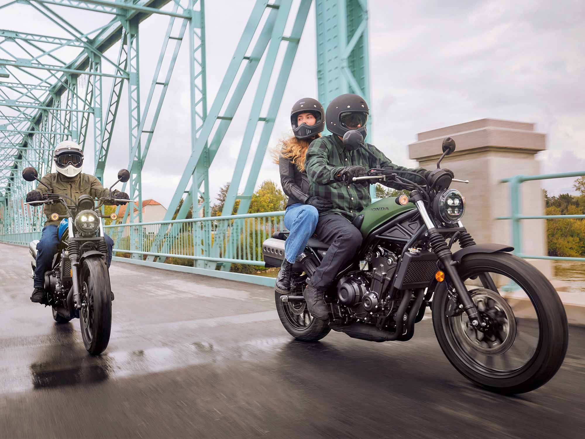 For 2023, Honda has unveiled the CL500. The new model is a twist on the Rebel 500 with long-travel suspension and scrambler styling.