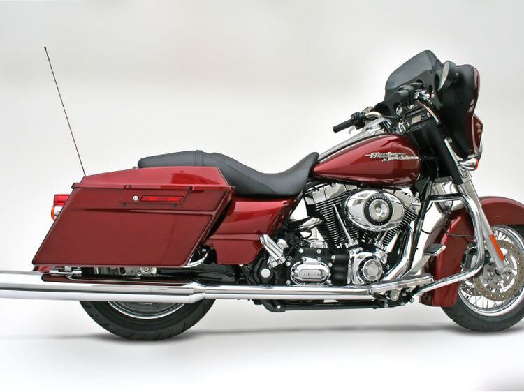 Samson Introduces True Dual Cross Under Exhaust Systems Motorcycle Cruiser