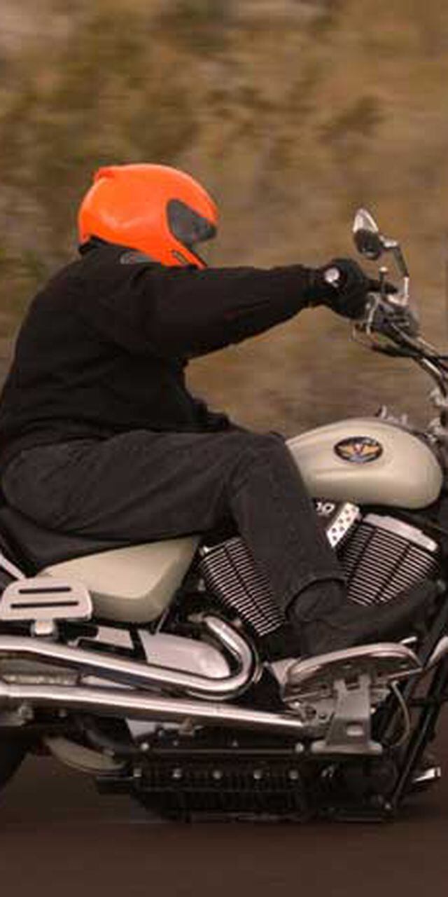 2007 Victory Kingpin Tour Motorcycle First Ride Review Motorcycle Cruiser