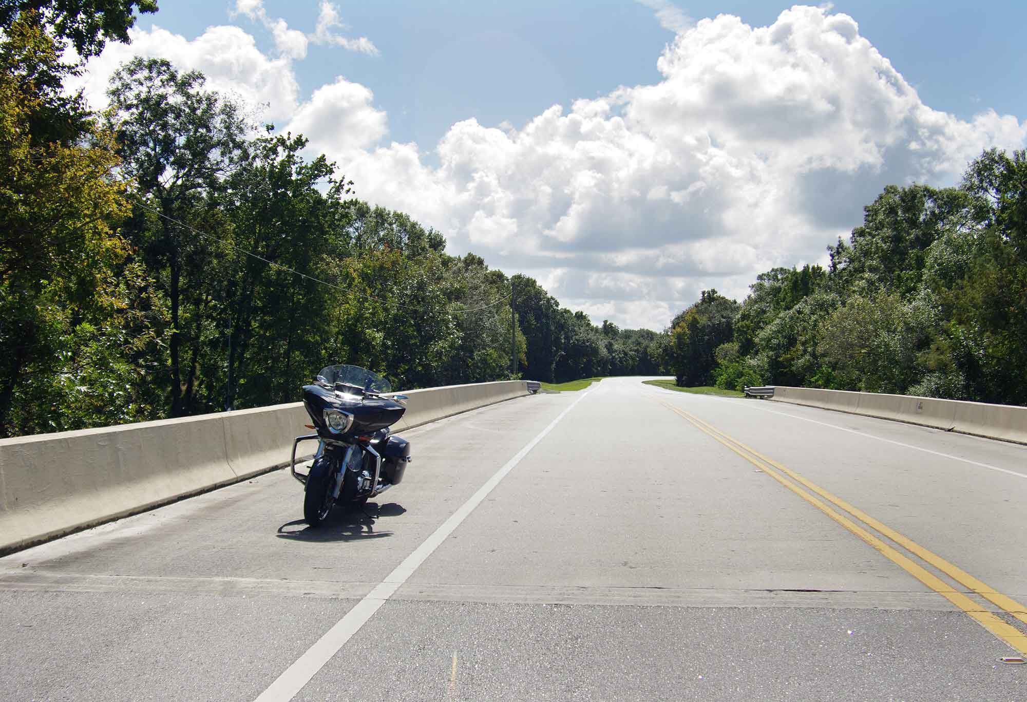 On a late Tuesday morning, I had the scenic highway all to myself.