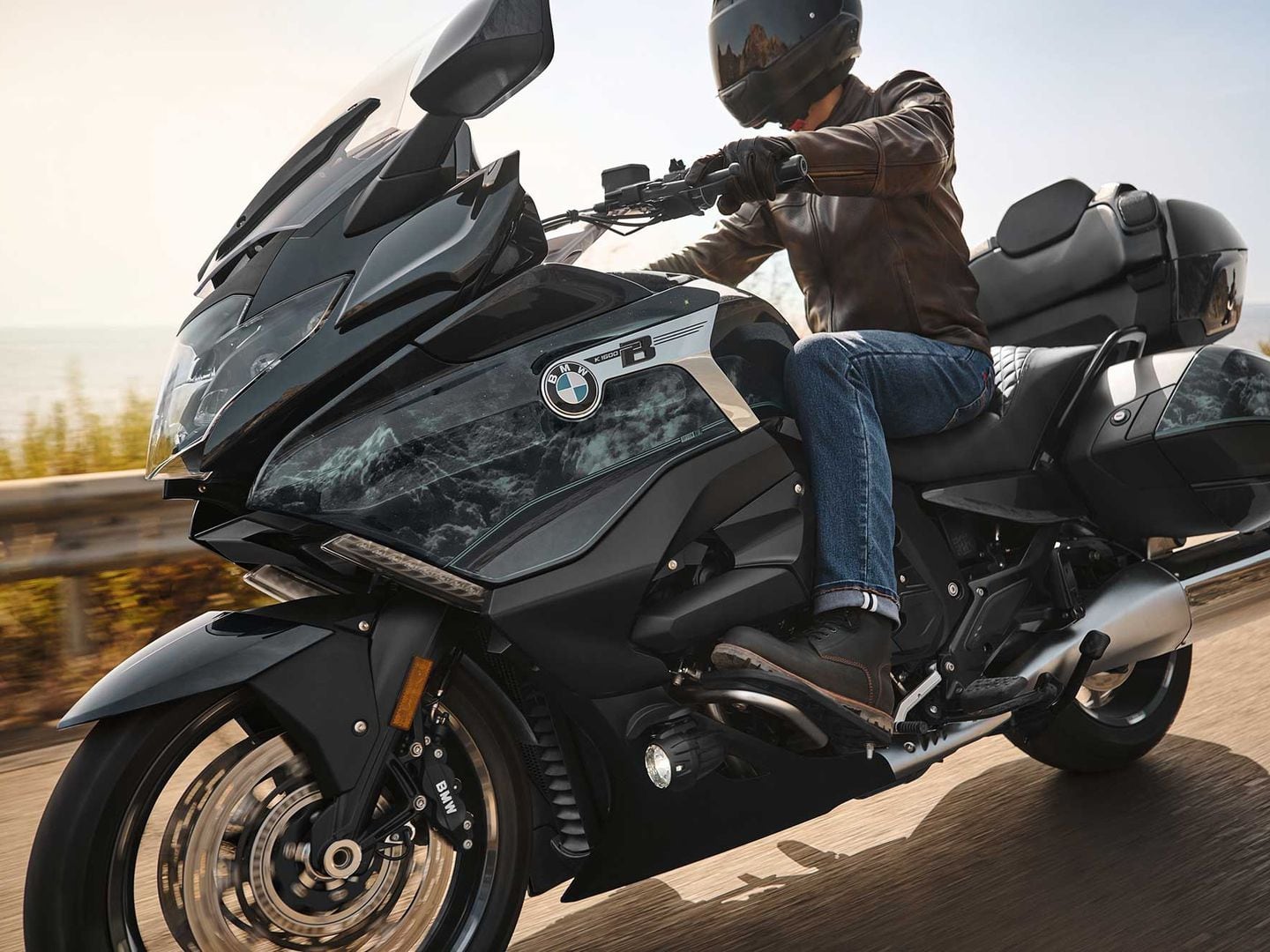2022 BMW K 1600 B First Look Motorcycle Cruiser