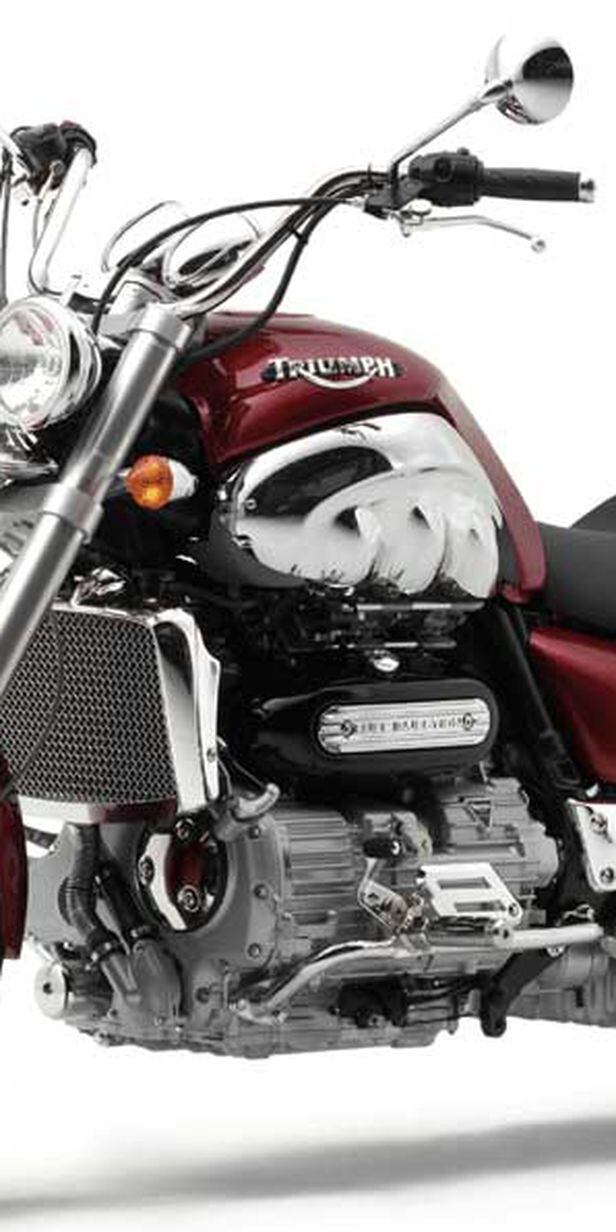 Triumph Unveils Monster Motorcycle 2300cc Rocket III Motorcycle Cruiser