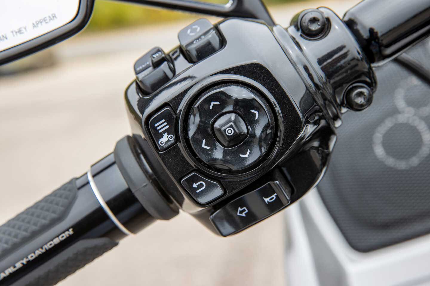It will take some time to commit all of the switch gear on the 2023 CVO Road Glide and Street Glide to memory. This is roughly half of them.