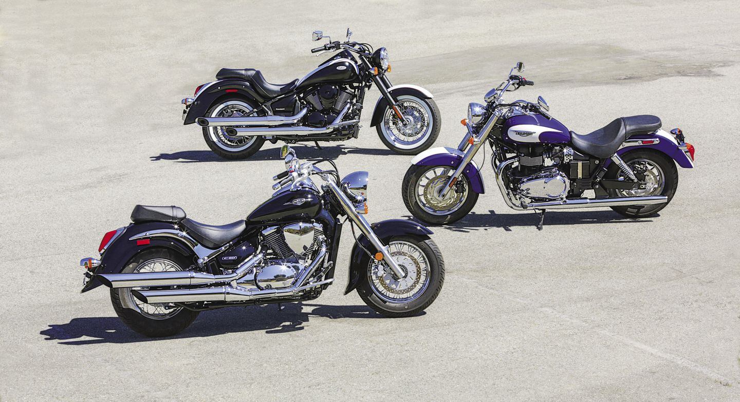 900cc comparison Kawasaki Vulcan 900 vs. Suzuki C50 vs