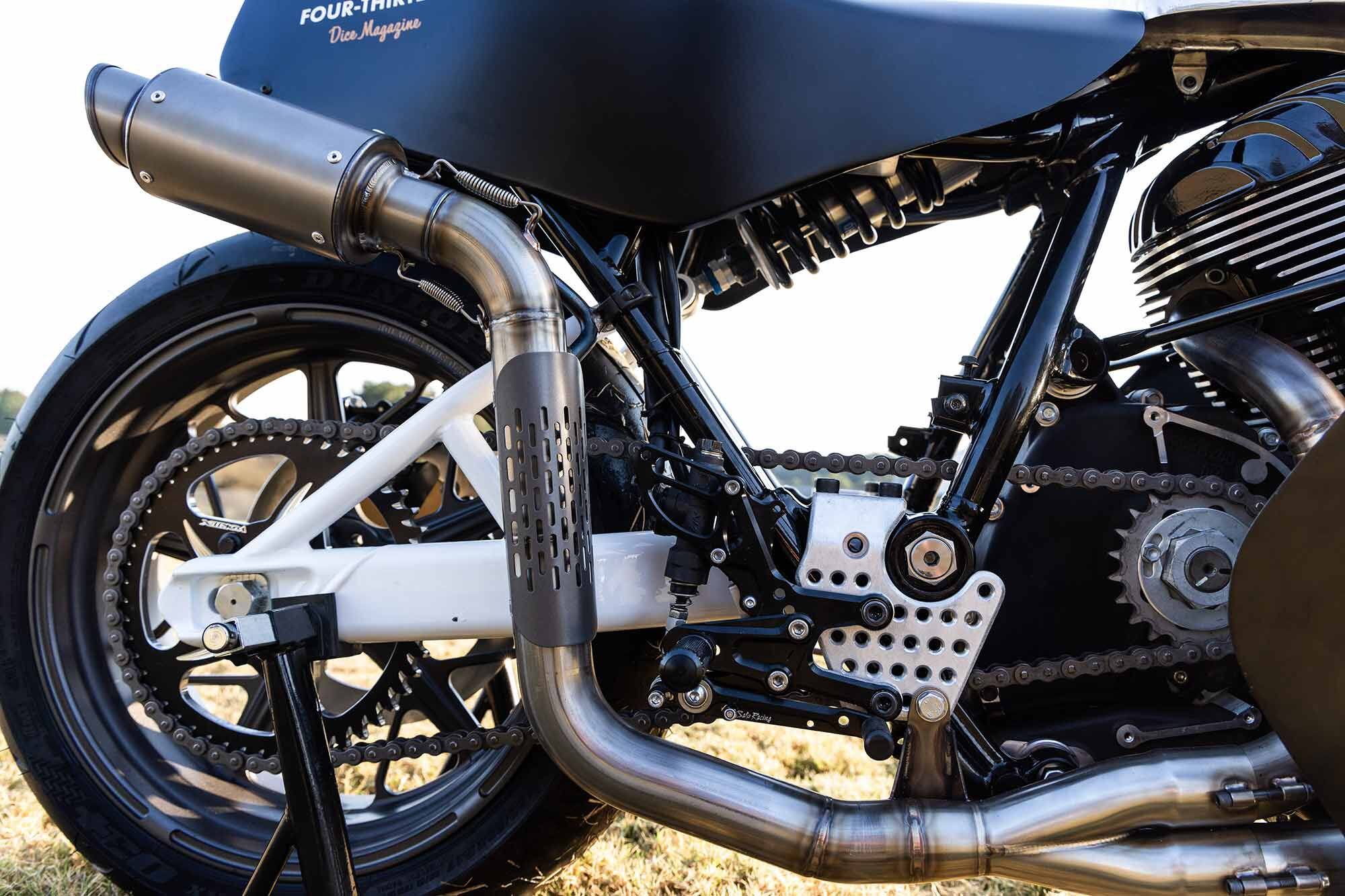 The Chief’s custom exhaust header was fitted with a high-performance muffler from Racefit.