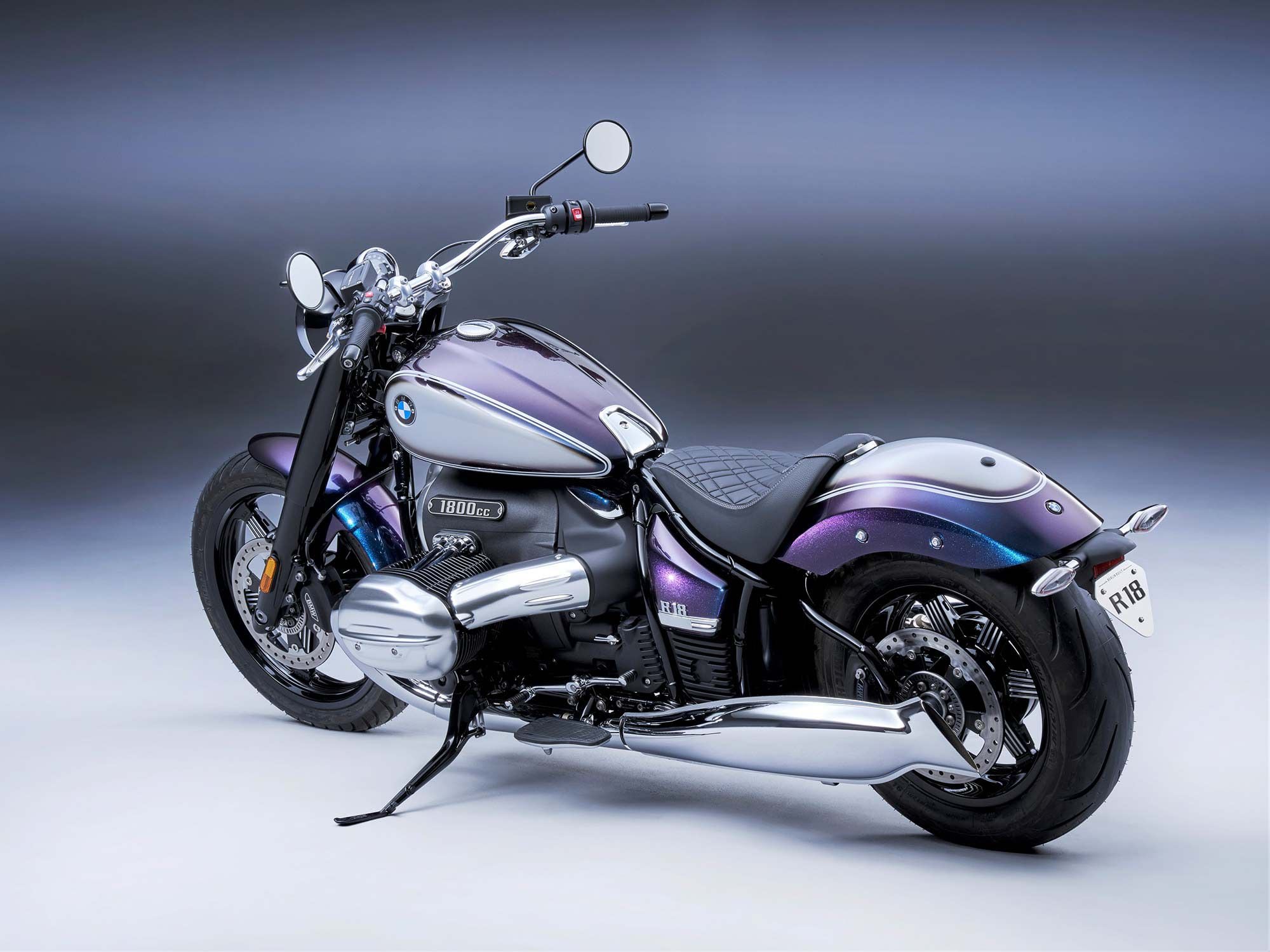 Metal Tin Black & White Motor Bike Model Harley Davidson Cruiser Style ‘27cm’ 