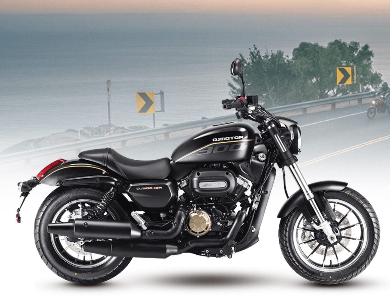 As Harley-like as it gets for a 300cc bike, the SRV300C brings a liquid-cooled V-twin engine, a low seat, and light weight.