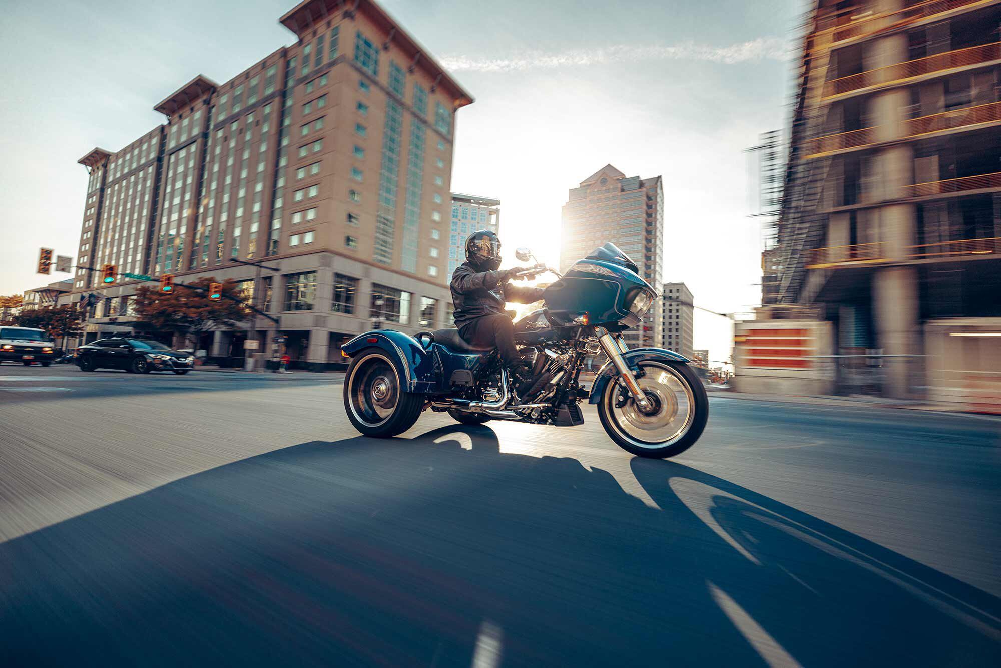 The 2023 Road Glide 3 gets distinct 18-inch rear wheels matched to a 19-inch front.