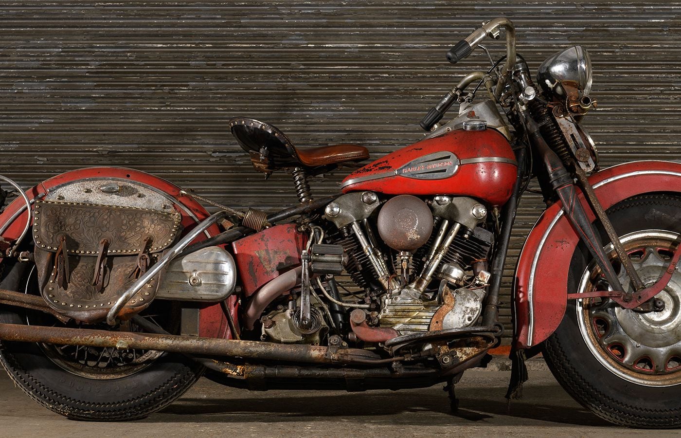 Dan Auerbach Of The Black Keys Has An Awesome Vintage Harley Collection Motorcycle Cruiser