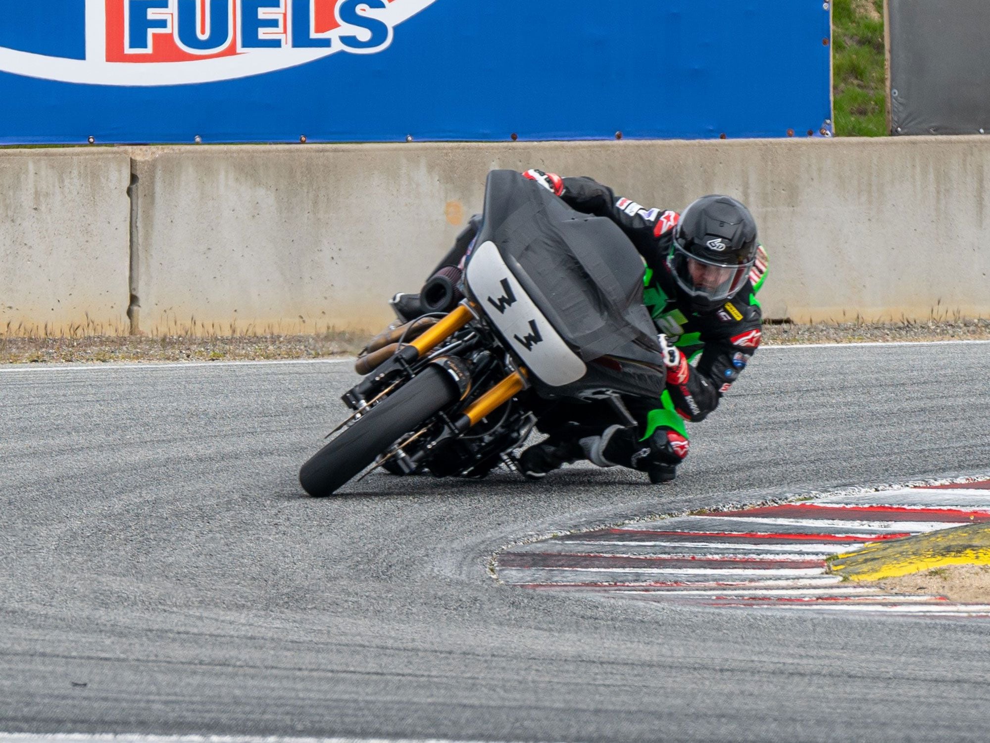 Kyle Wyman putting in laps on the race-prepped Screamin’ Eagle Road Glide Special fitted with an M-8 131 engine.