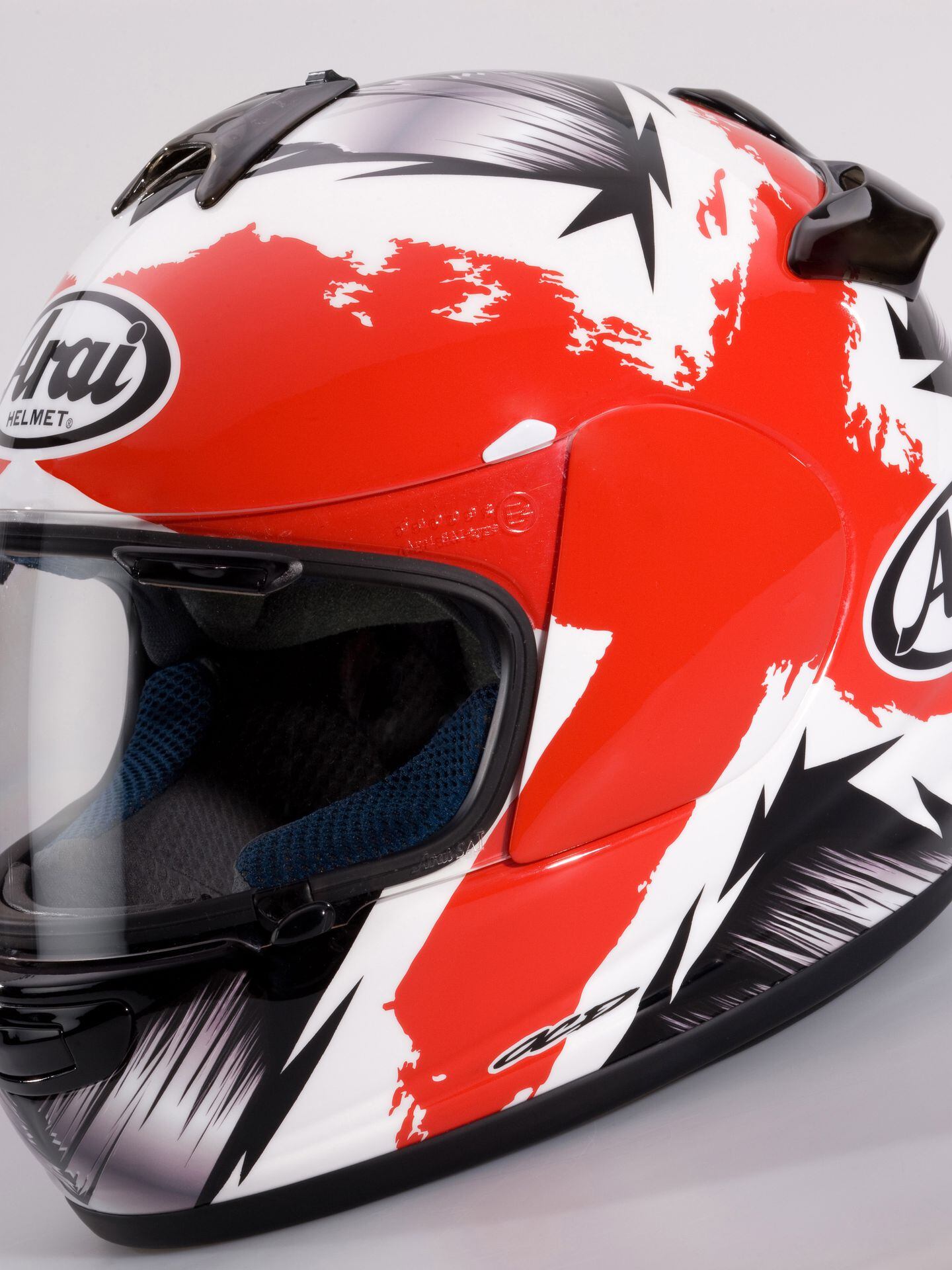 Arai 　VECTOR REVIEW: The Arai Vector - Women Riders Now