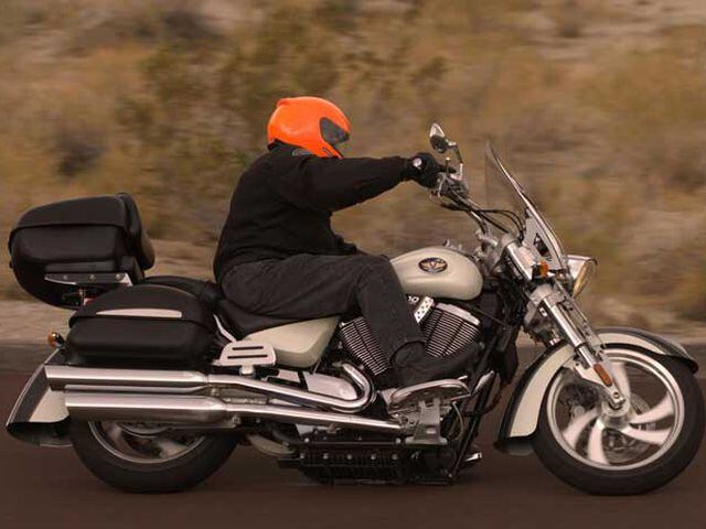 2007 Victory Kingpin Tour Motorcycle First Ride & Review