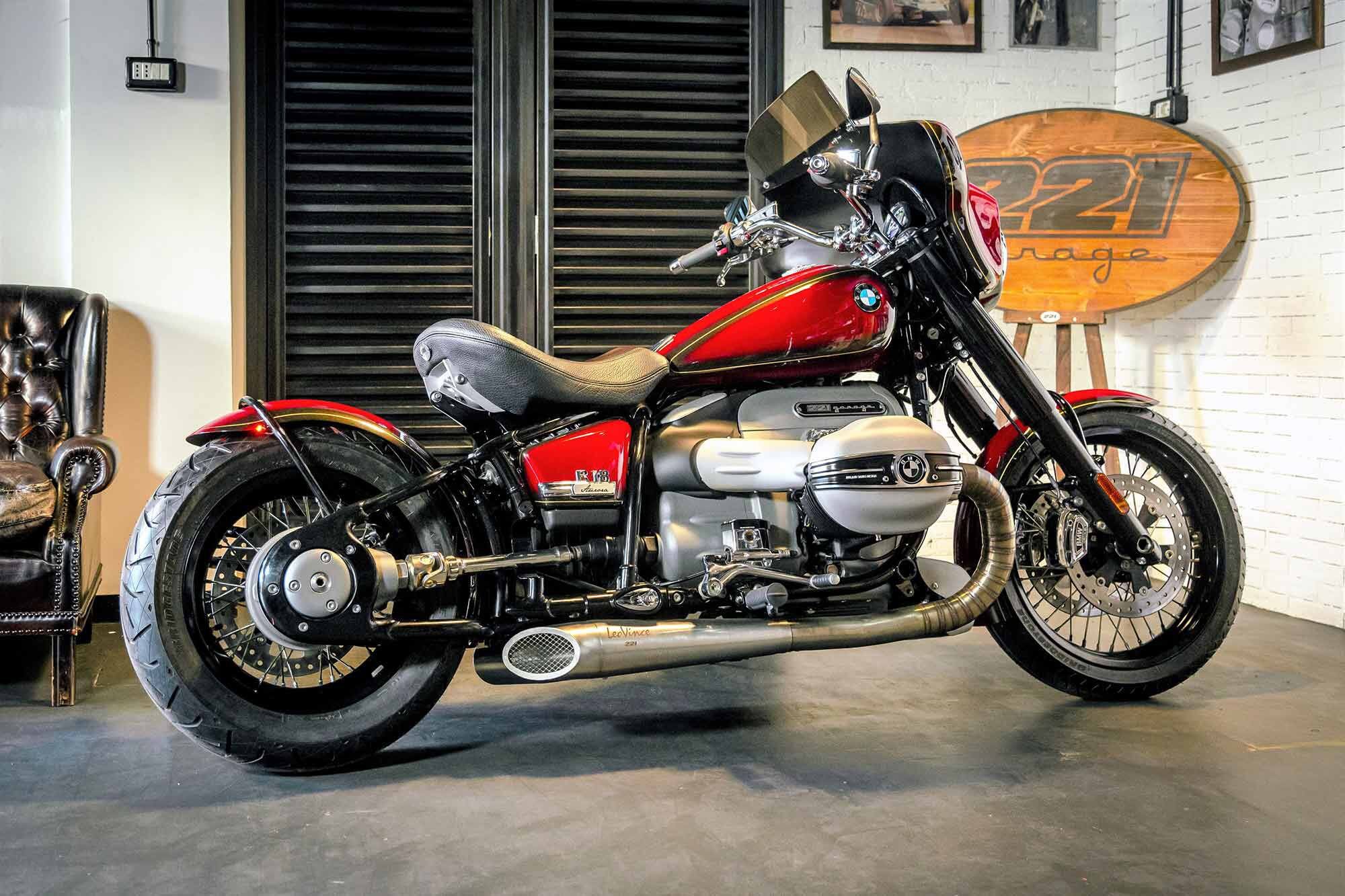 The Aurora custom by Garage 221 takes a more retro approach, with bobber influences galore.