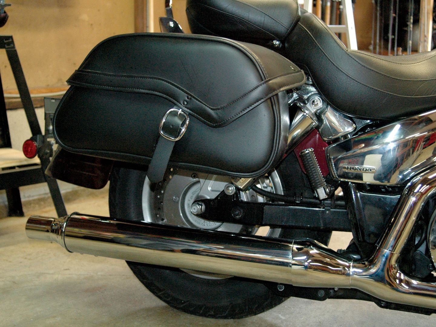 Exhaust Installation Motorcycle Cruiser