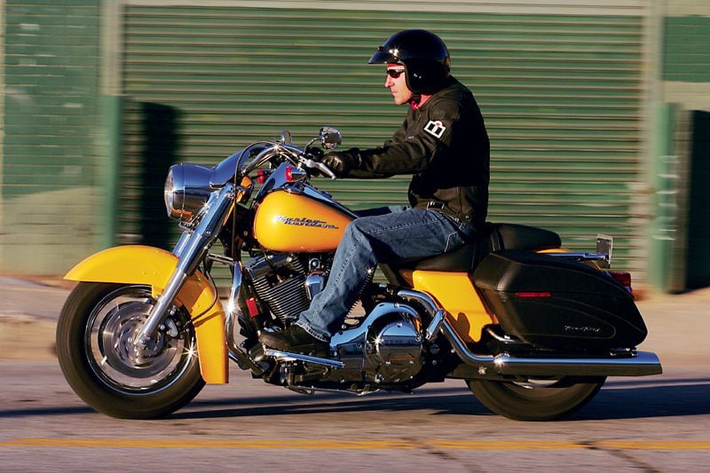 Харлей мотоцикл Road King