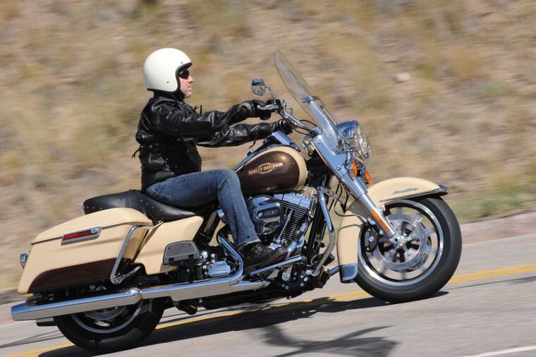 2014 Harley Davidson Road King Review Motorcycle Cruiser