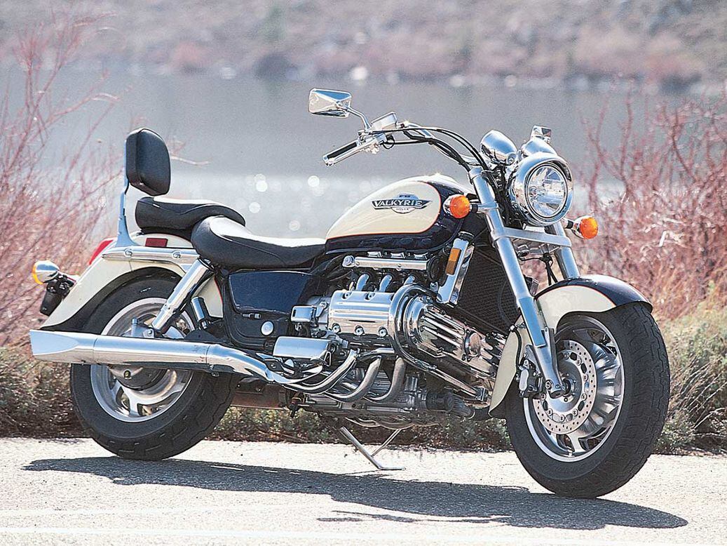 Flagship Comparison 1998 Honda Valkyrie Motorcycle Cruiser