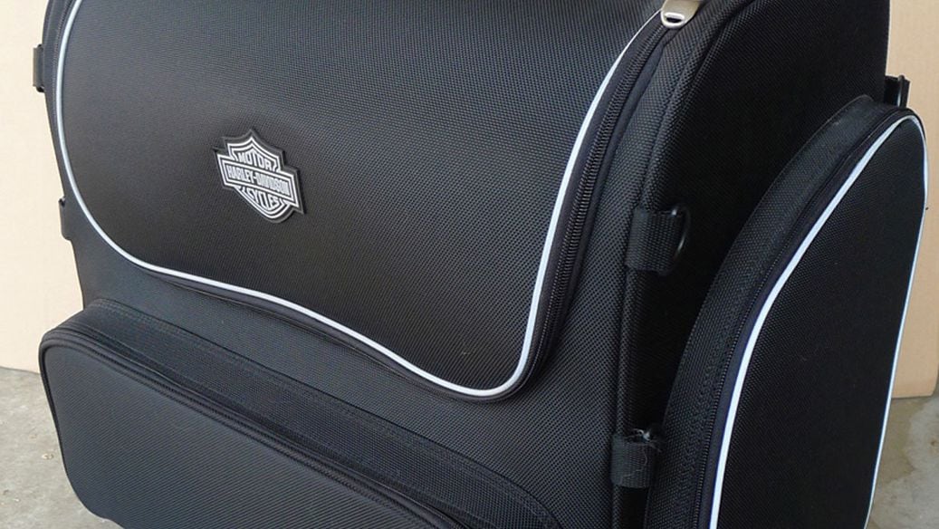 Harley davidson premium rolling touring bag 2025