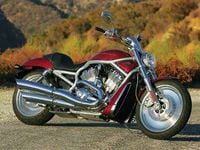 Super Cruisers: Harley-Davidson V-Rod, Honda Rune, Kawasaki Vulcan 2000 ...