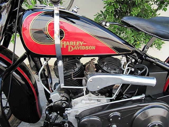 ハーレーダビッドソン Steve McQueen's Legendary 1931 Harley Set to Go to Auction