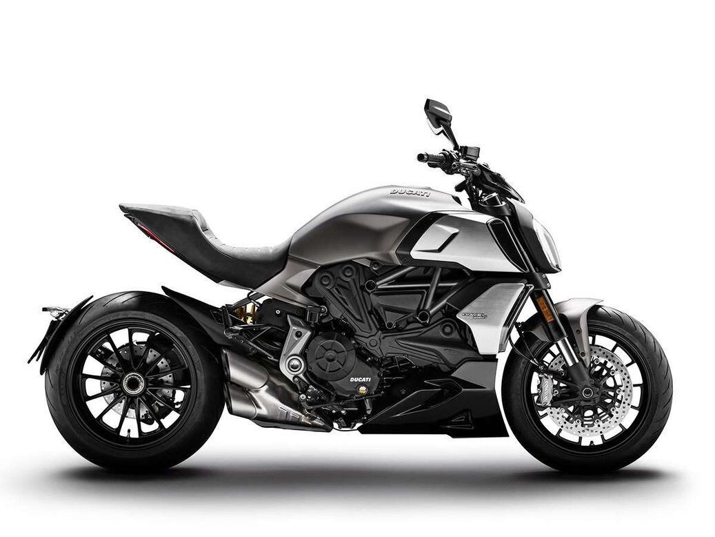 1260 diavel top