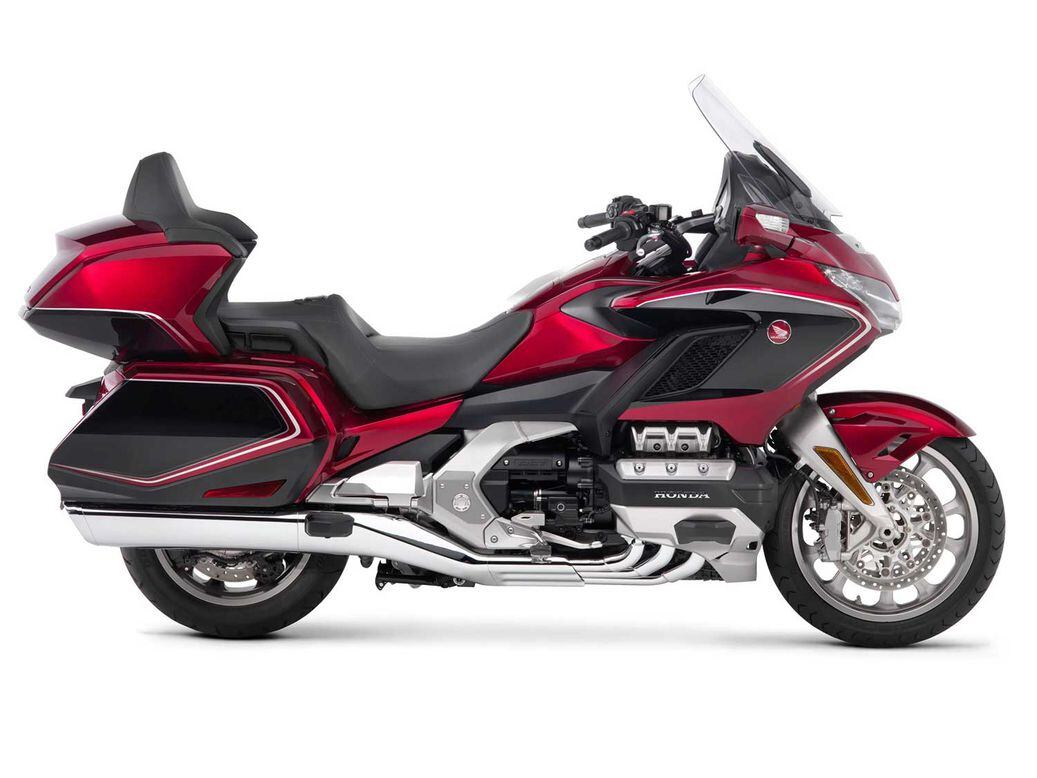 First Look 2020 Honda Gold Wing Features And Availability Motorcycle Cruiser