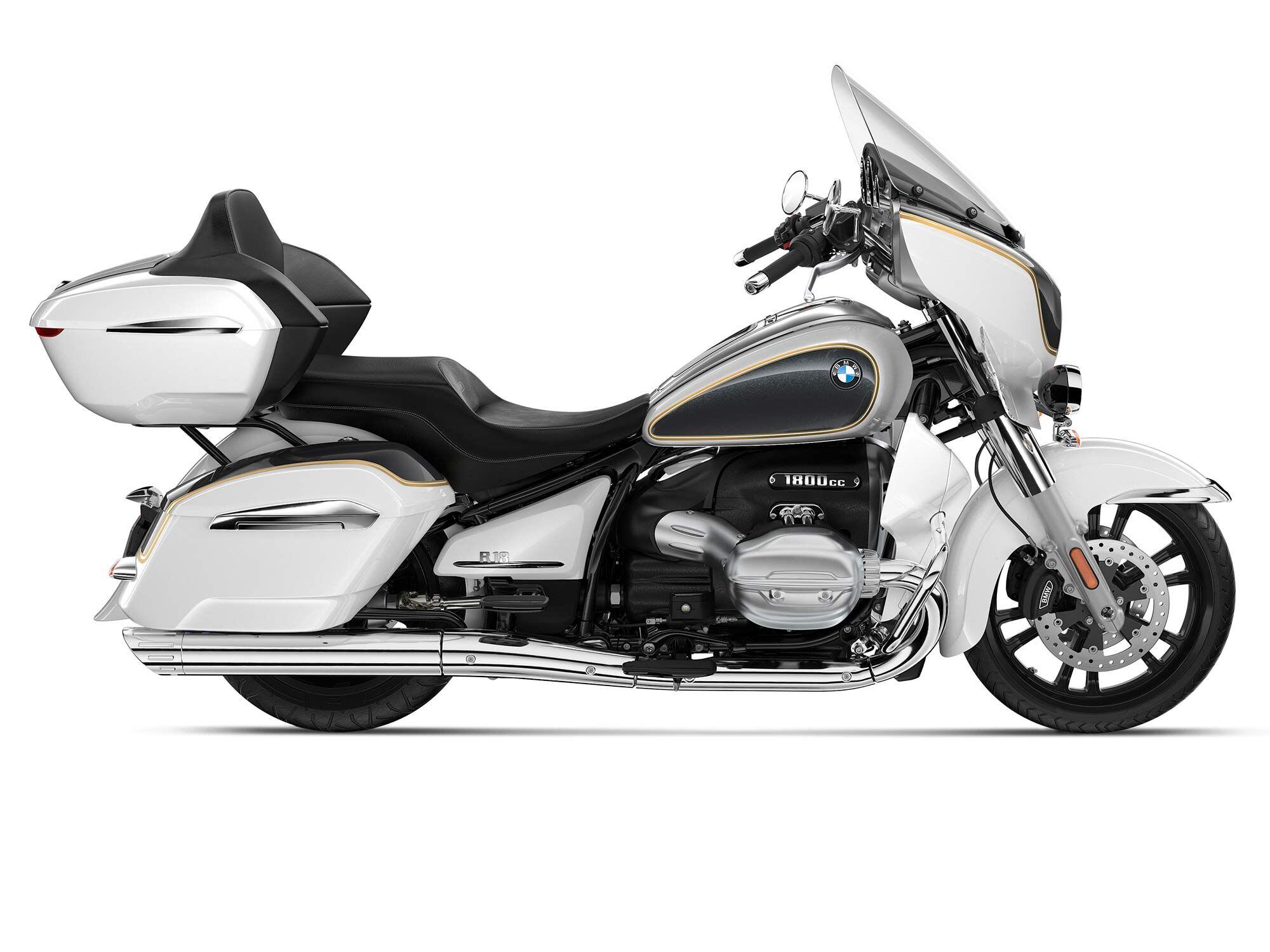 For 2023 the Transcontinental will gain the new Option 719 Mineral White Metallic/Meteoric Dust Gold colorway in certain markets. Reverse gear will also be standard.