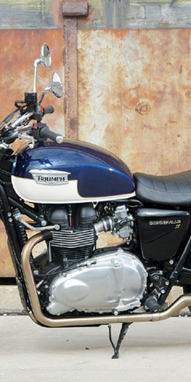 2009 Triumph Bonneville (And Bonneville SE) | Motorcycle Cruiser
