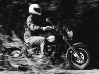 A 1997 Review of Suzuki's '97 Intruder 800 and Marauder from our  Middleweight Comparison