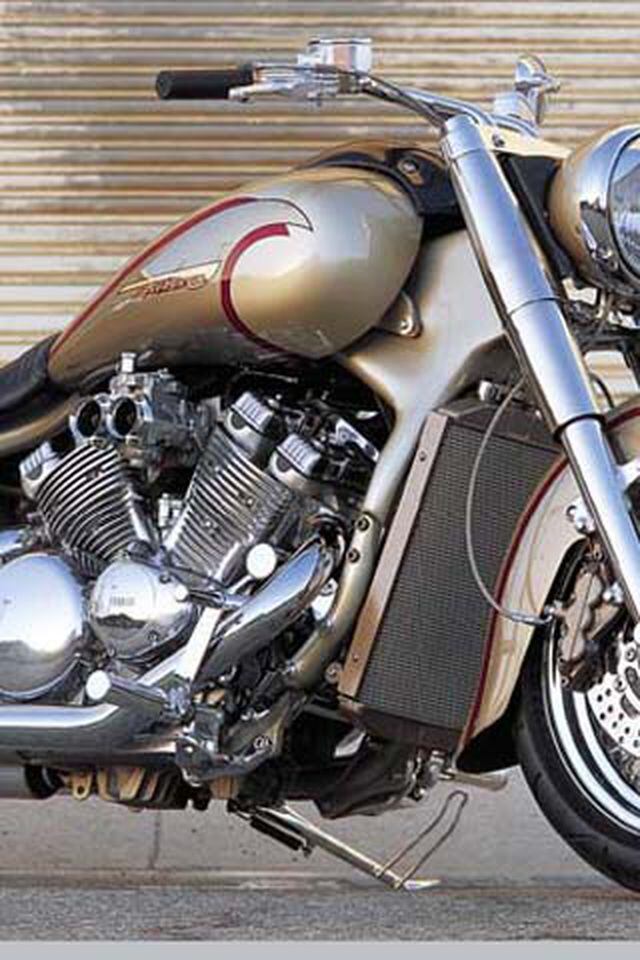 Eleganza: Classic Custom Yamaha Royal Star Motorcycle | Motorcycle
