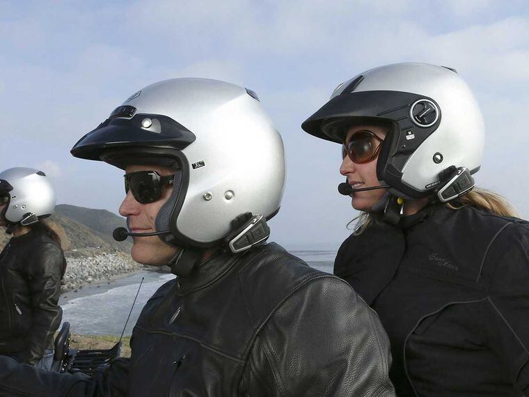 5 Top Motorcycle Headsets For Every Rider And Budget Motorcycle Cruiser