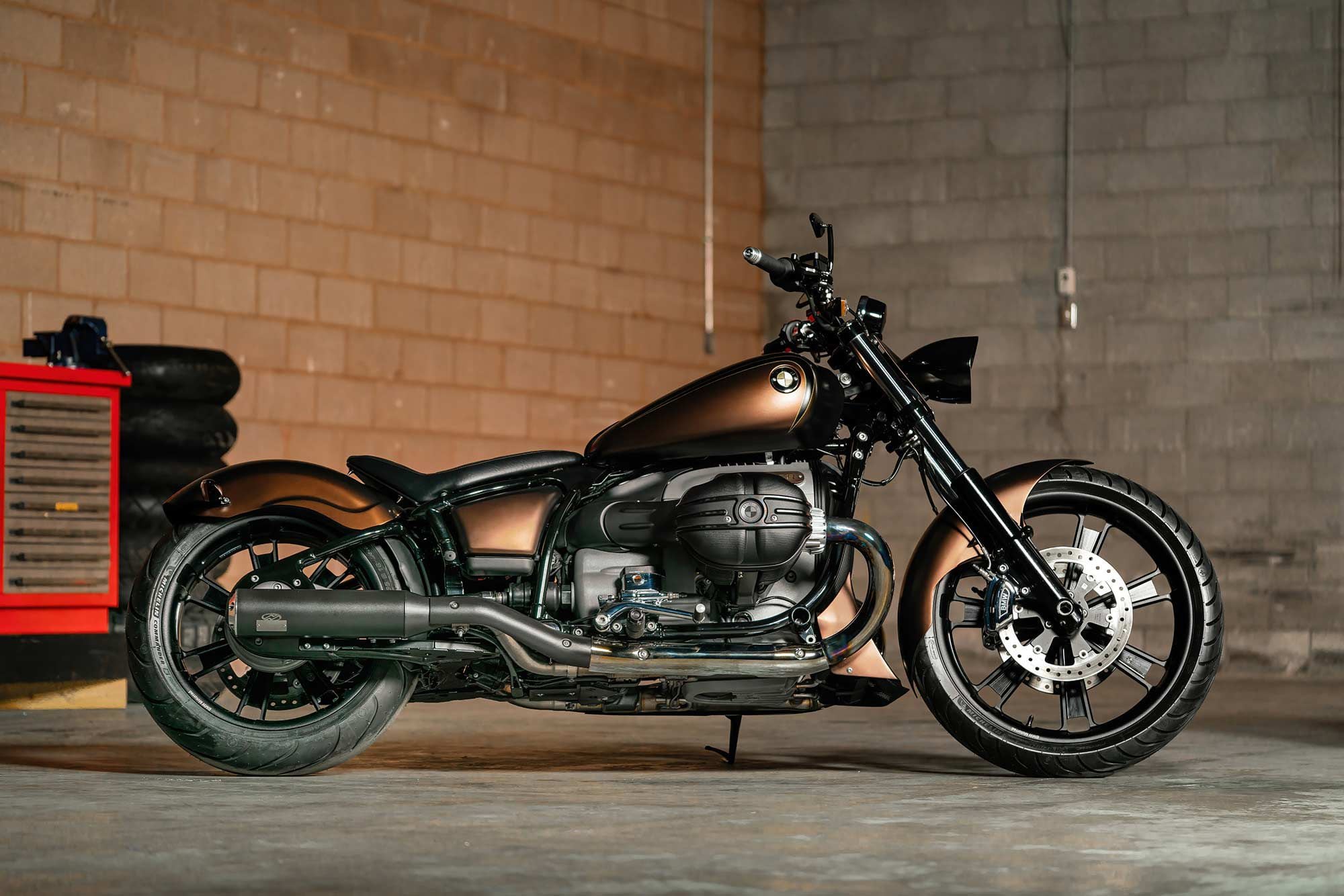 Pro Street? Bobber? Rob Thiessen at Konquer Motorcycles calls his bronze-coated R 18 build dubbed “Diamond Custom” a “factory custom dragster.”