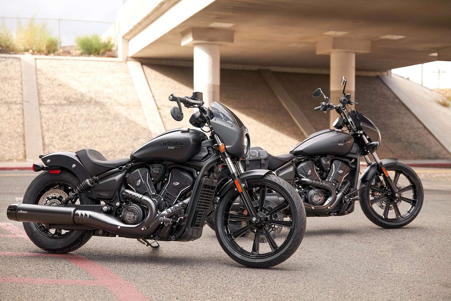 The 2025 Sport Scout goes with the same aggressive semi-club-style appearance as the departed Scout Rogue, with a murdered-out look, high bars, and a slick quarter fairing.