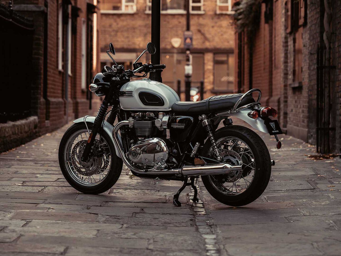Triumph t120 scrambler 2019 hotsell