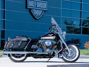 1998: Harley-Davidson Celebrates 95 Years With a New Road King and
