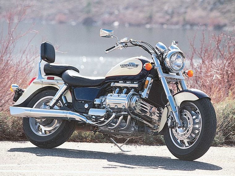 Flagship Comparison 1998 Honda Valkyrie Motorcycle Cruiser 1998 Honda Valkyrie