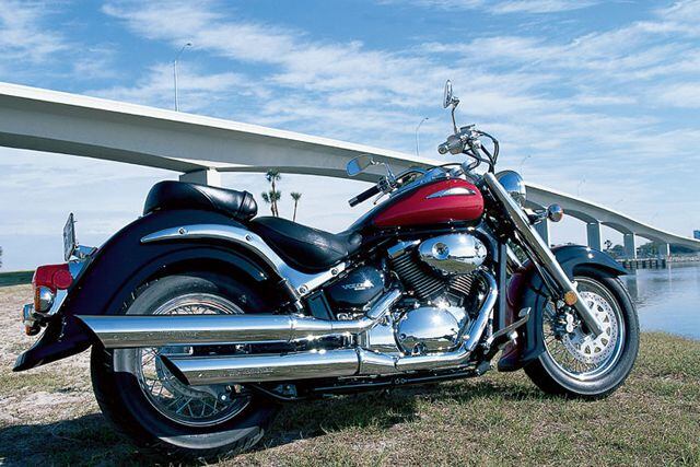 Suzuki Intruder 800, Cycle World