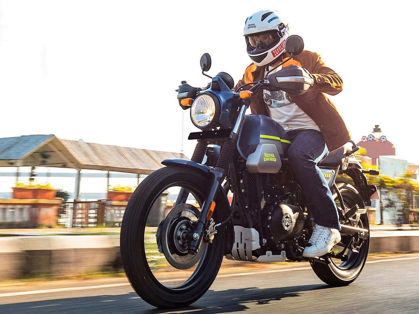 The new Scram 411 owes most of its components to the current Himalayan adventure bike, but brings a way sleeker vibe.