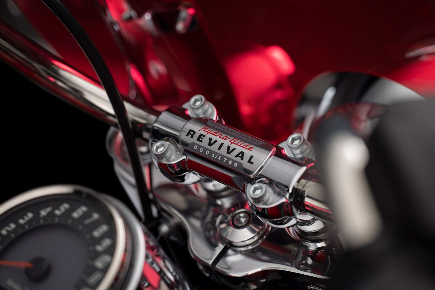 The serialized “Hydra-Glide Revival” insert on the handlebar riser cap and Icons Motorcycle Collection graphic on the rear fender identify this as a limited-production model.
