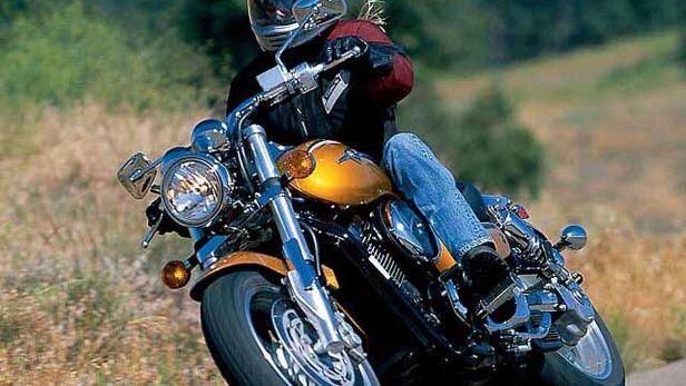 2002 Kawasaki Vulcan Mean Streak 1500 - Road Test | Motorcycle Cruiser