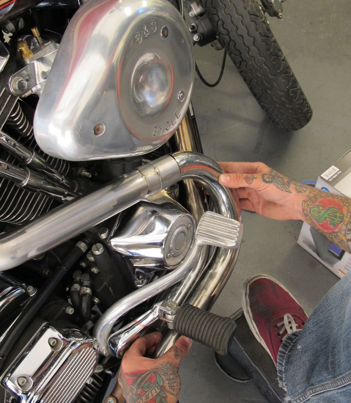 Cheap motorcycle exhaust cans deals