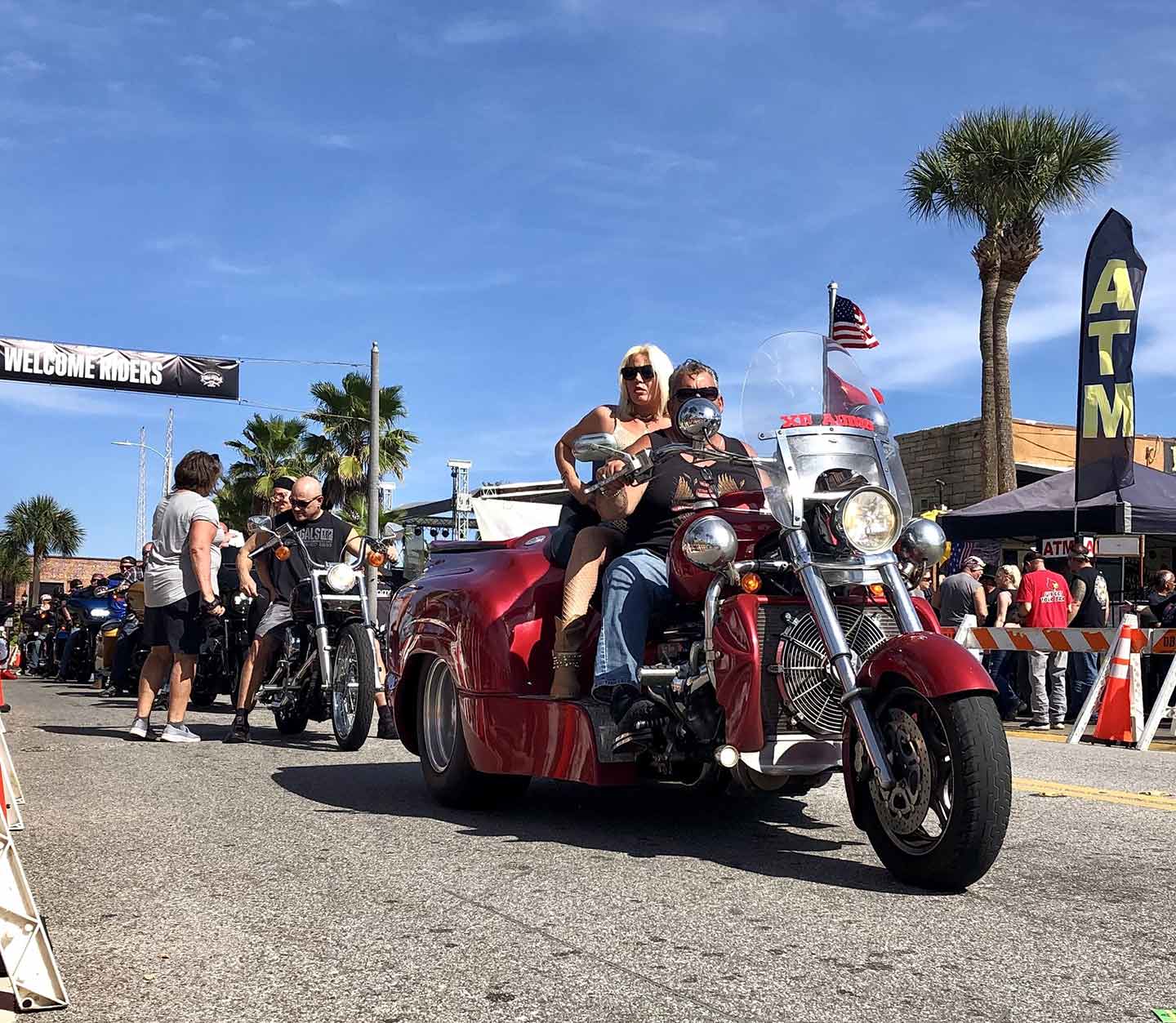 A Boss Hoss trike rolling down Main Street. We saw lots of trikes, standards, and choppers, but touring bikes seemed to be the most popular style this year.