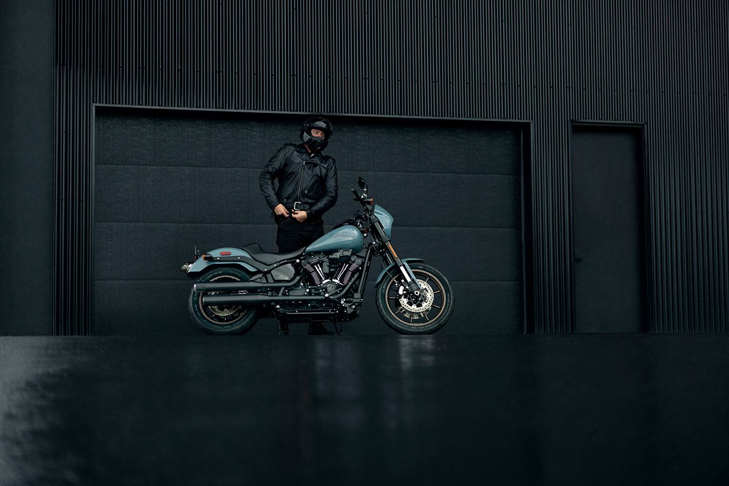 The Sharkskin Blue color adds $650 to the base price.