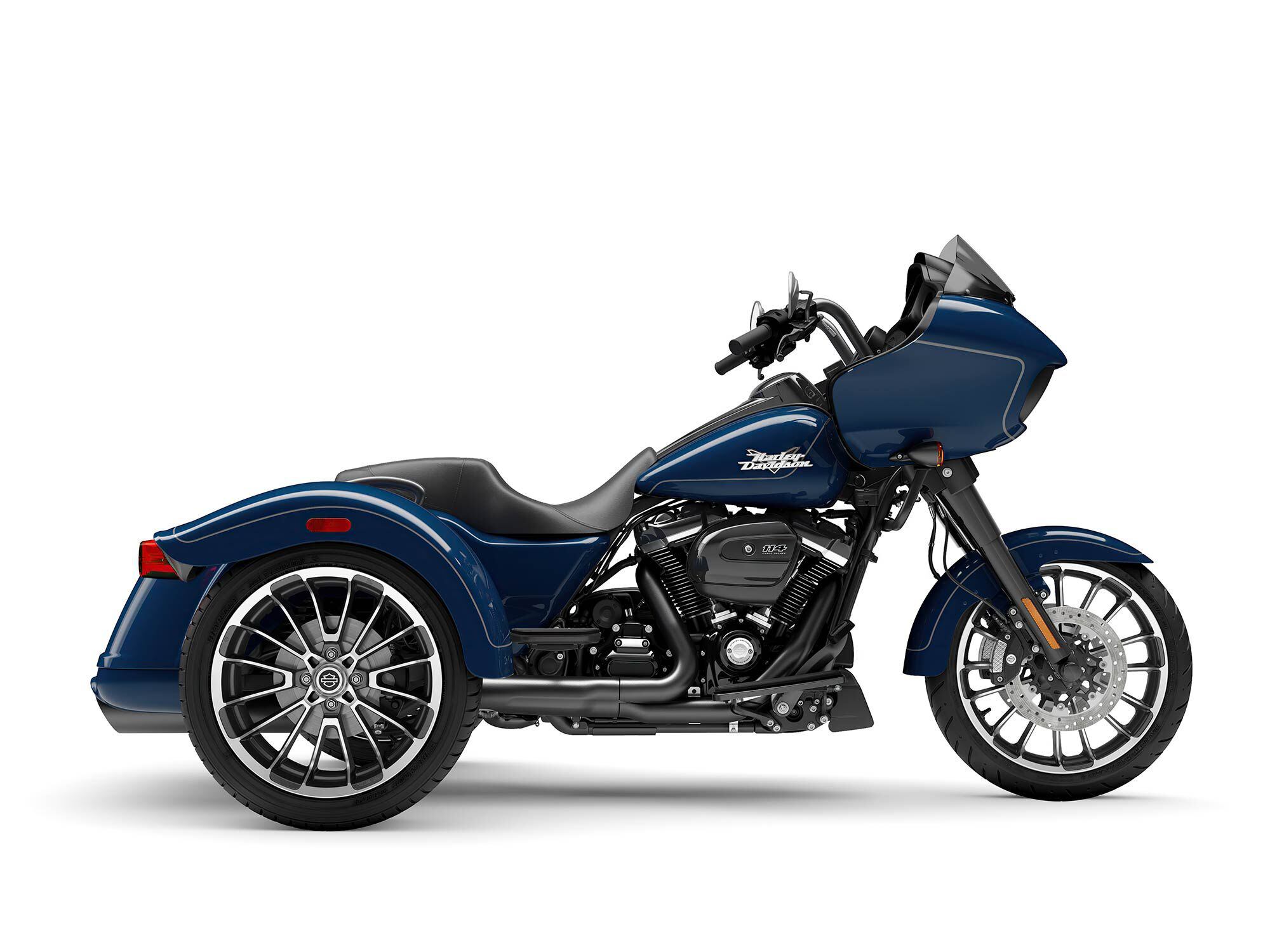 The Road Glide 3 in Bright Billiard Blue.