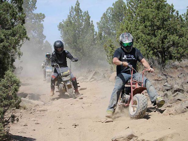 Dogfight In The High Desert At The Oregon Gambler Mini Bike Enduro