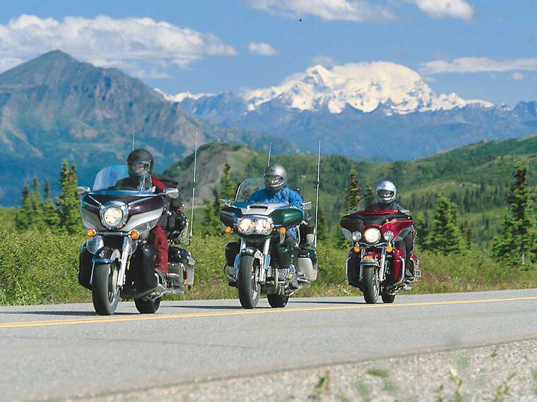 Comparing The 2000 Harley Davidson Ultra Classic Electra Glide Honda Valkyrie Interstate And Yamaha Royal Star Adventure Motorcycle Cruiser